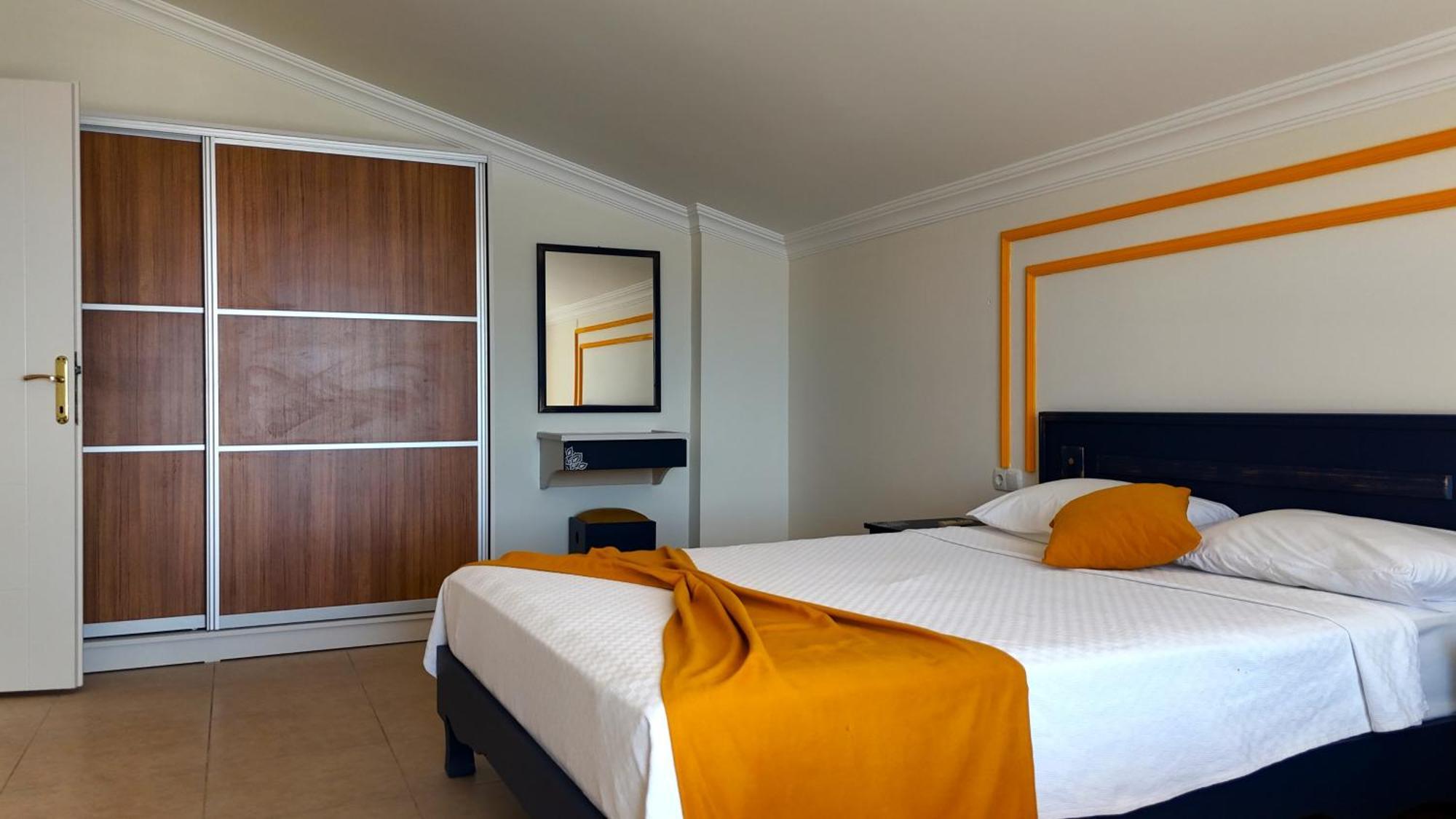 Yazici Otel Bozburun Marmaris Bagian luar foto